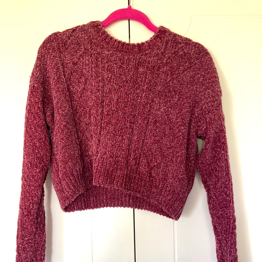 Cropped knit sweater